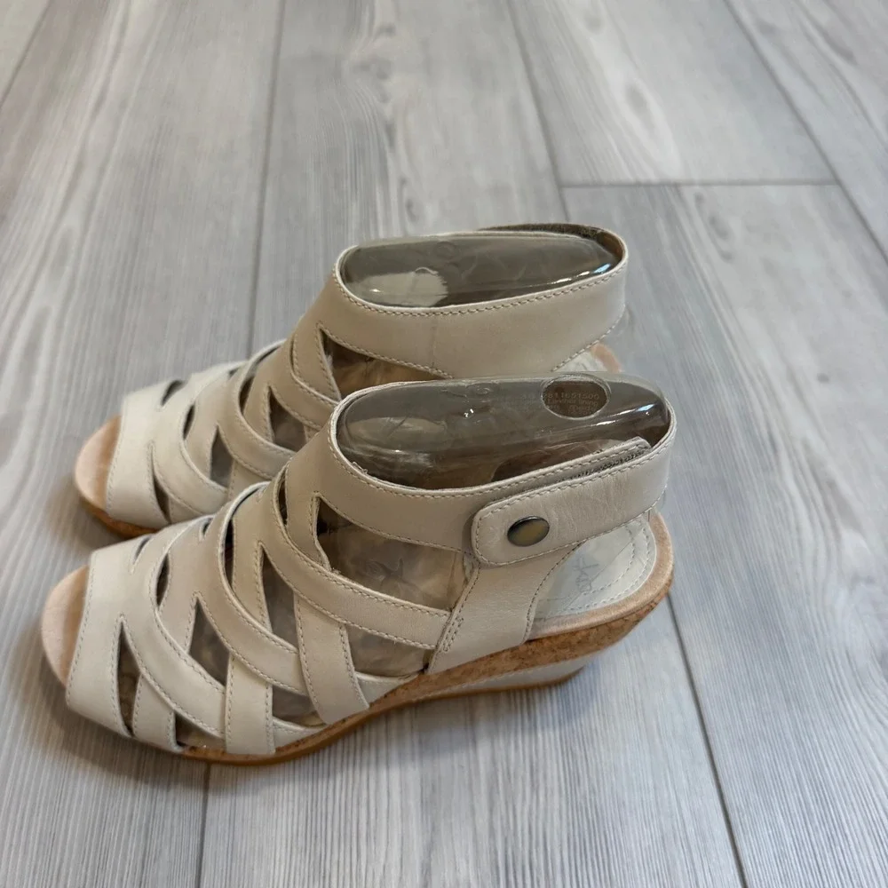 NEW Dansko Cecily Ivory Full Grain Leather Strappy Wedge Sandals Size 36 6-6.5